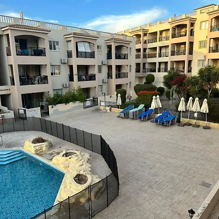 Royal Seacrest F 103 Apartament Paphos